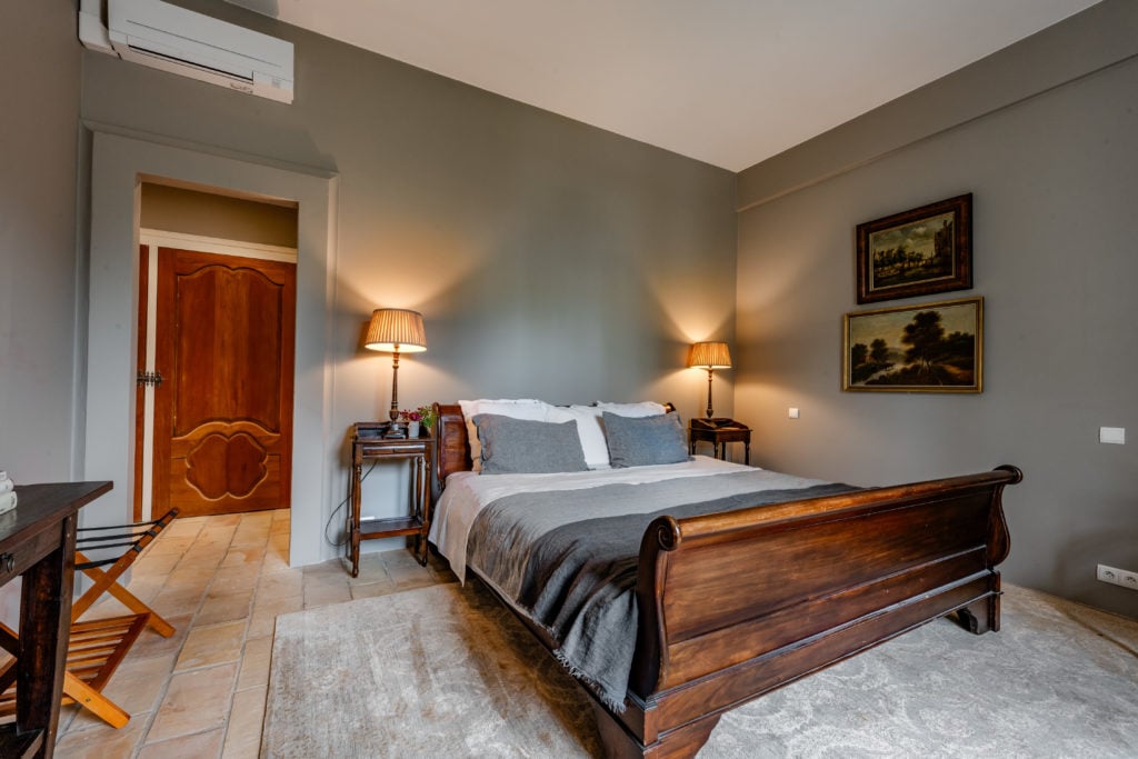 HV Villas Luxury Vacation Rentals Europe France Provence12