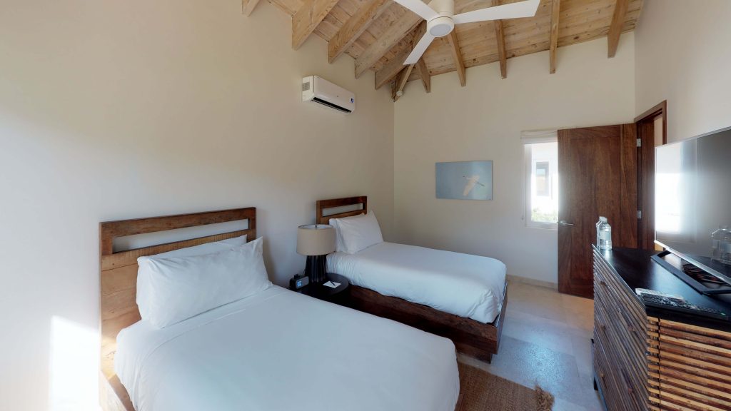 Tour 8 Beautiful Caribbean Villas