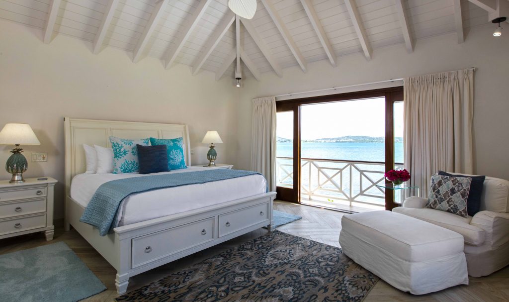 blue pelican estate house