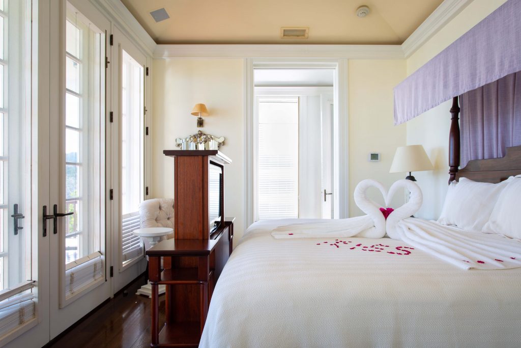 long bay villa santosha