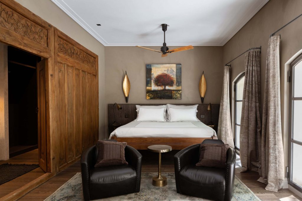 room8