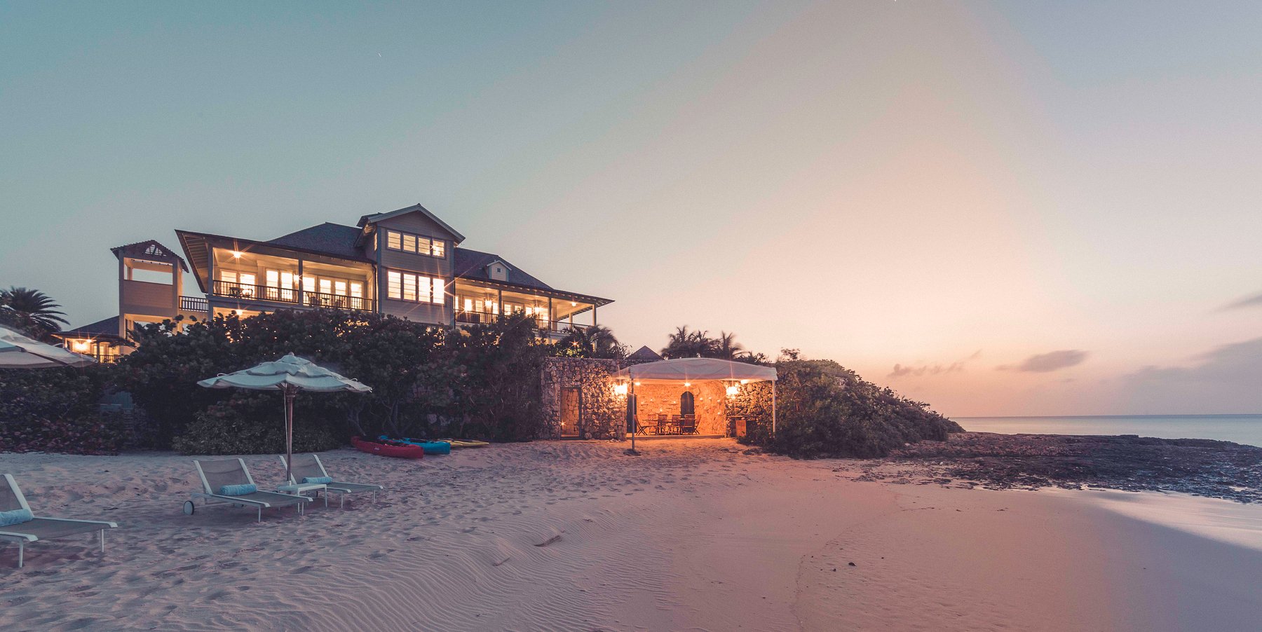 Long Bay Villa Santosha