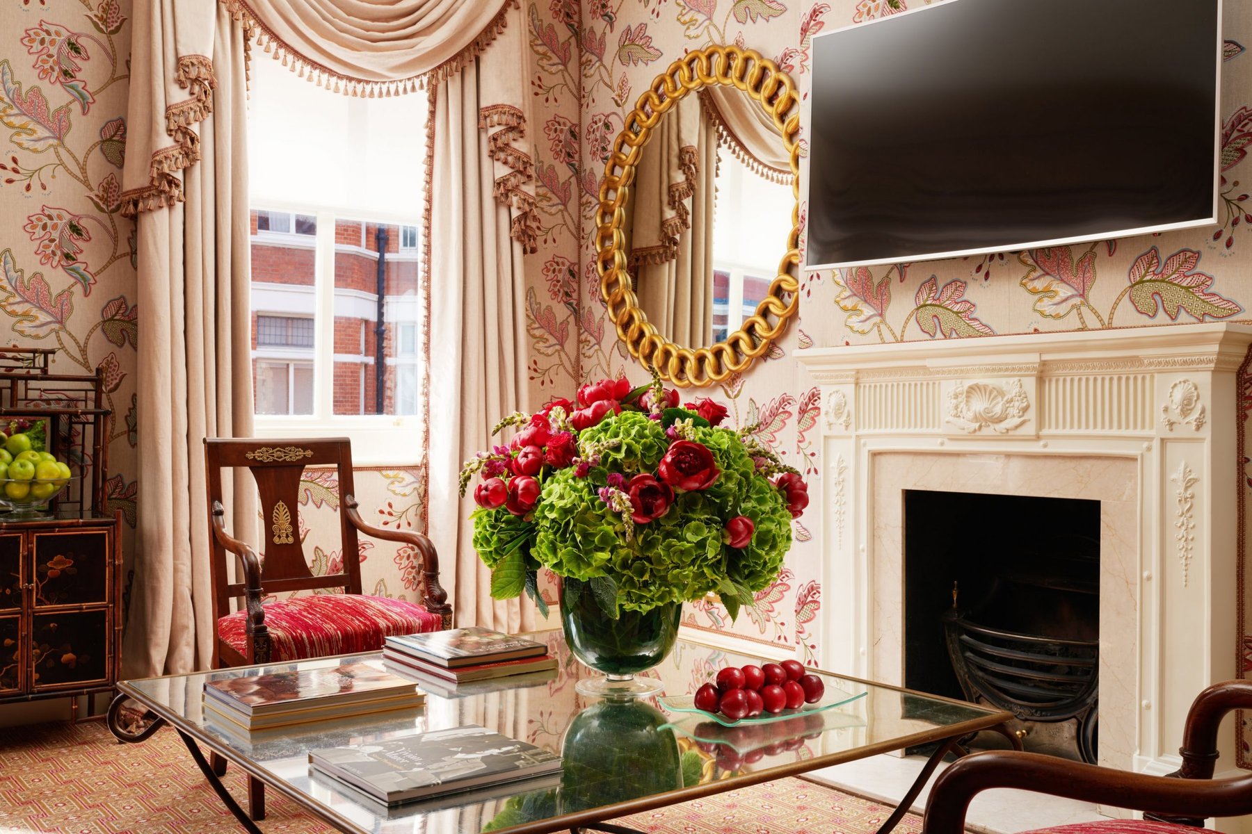 Victoria & Albert London Residence