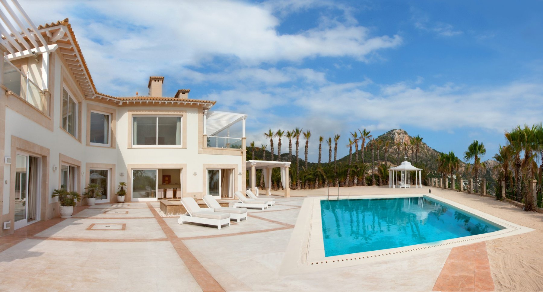 Villa Minerva - Luxury Villas & Private Tours